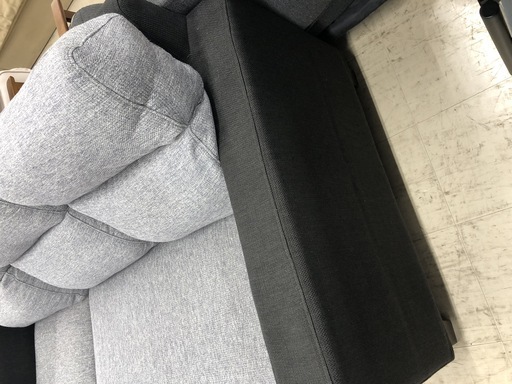 J173　関家具 3人掛けソファ グレー/ブラック オットマン付　大川家具