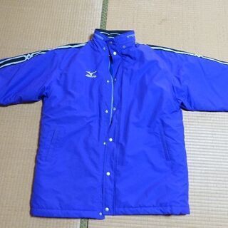 ミズノ中綿入りウインドブレーカー上下　紫色の画像