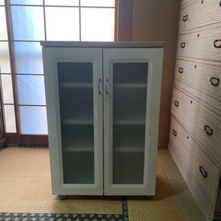 食器棚