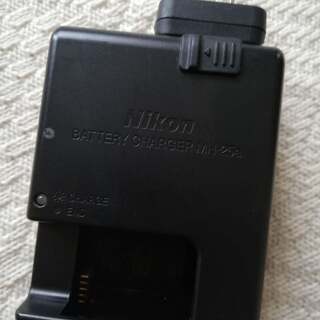 Nikon バッテリーチャージャー