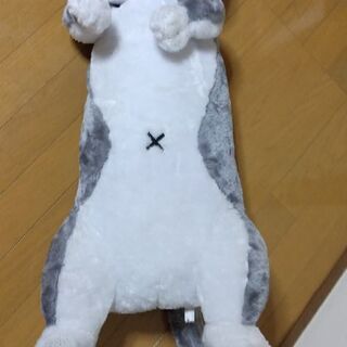 抱き枕ですの画像