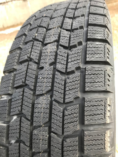 未使用品スタッドレスタイヤ4本ホイール無し、205/60R16