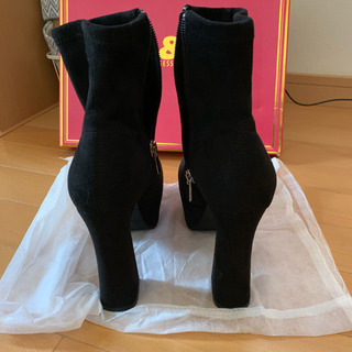 最終値下げ   R&Eのブラックブーツ 美品