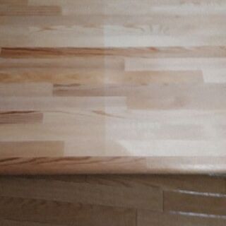 手作りなテーブルの画像
