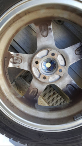 スタッドレスタイヤ 165/60/R15 アルミホイール ソリオ ハスラー キャスト D2 バリ山 ジモティ配送無料