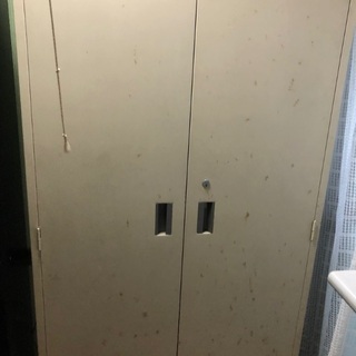　オフィス　棚　ロッカーの画像