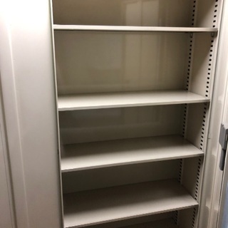 　オフィス　棚　ロッカーの画像