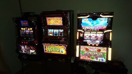 パチスロやカウンターなど色々 セット価格ですがバラ売り可能な物もあり。