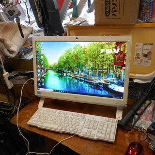 ジャンク扱い Fujitsu FMV ESPRIMO FH53/S　Core i7