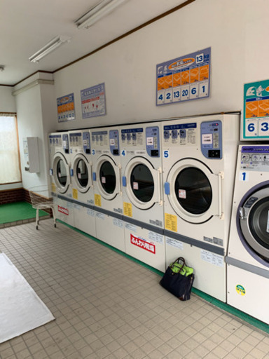 ランドリー洗濯機、乾燥機　計7台