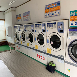 コインランドリー洗濯機、乾燥機 計7台