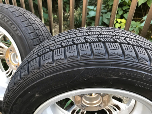 スタッドレス タイヤ  175//65R14  アルミホイール 4本   4穴  9分山