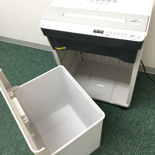 配達無料地域あり＊アイリスオーヤマ オフィスシュレッダー 2013年製＊