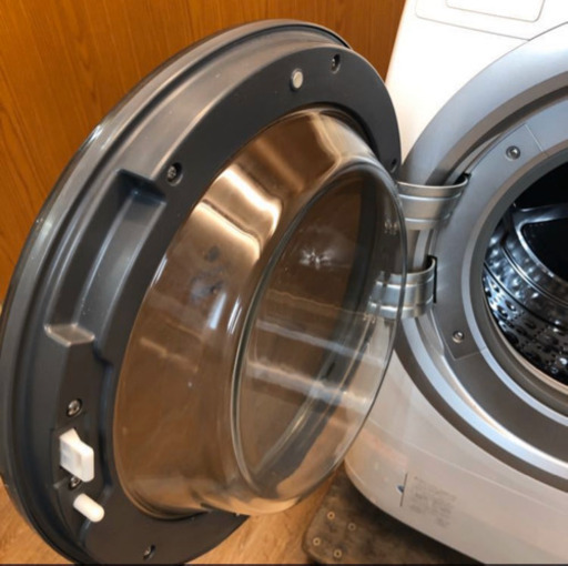 Panasonic NA-VR5500Lドラム式洗濯乾燥機 HEAT PUMP 左開き nanoe 9kgドラム （679）AKARI