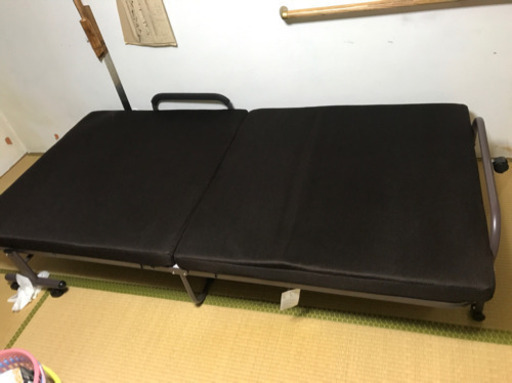 折り畳みベッド