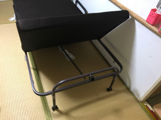 折り畳みベッド
