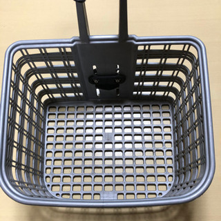 【お渡し先決まりました】自転車前カゴの画像