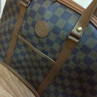 新品✨≪HITOMI FOR YOURSELF ≫フルオープンハンドバッグ  市松模様　（値下げ）の画像