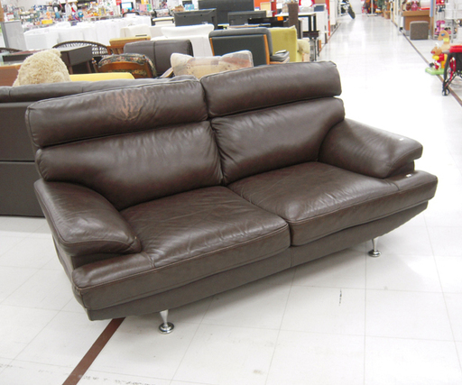 2人掛け ゆったりソファ レザー調 幅162cm アイアン脚+木製脚 苫小牧西店