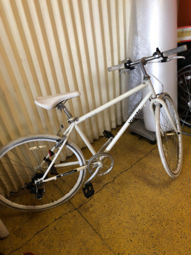クロスバイク 28インチ VIENT 白色 自転車 現状販売品