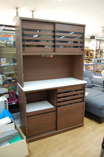 NITORI レンジボード 木目調 スライド式 幅120×奥50×高201cm ラシーナ 白エナメル 食器棚 キッチンボード ニトリ  ☆ PayPay(ペイペイ)決済可能 ☆ 札幌市 清田区 平岡