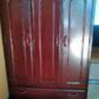 0円0円！洋服ダンス２台です。の画像