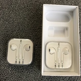 iPhone6イヤホン純正新品未使用２つ