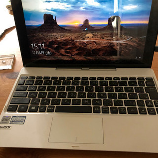 【取引中】2in1 タブレット＋ノートPCモバイル ASUS T...