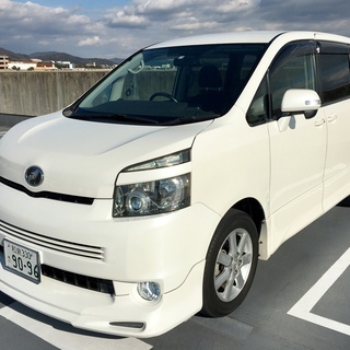 【Kw-012】美車!!!  VOXY ZS 8inchメモナビ...