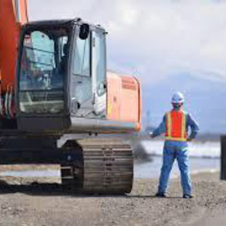経験不問！建設機械メンテナンススタッフ募集！住宅、子供手当等完備です！の画像