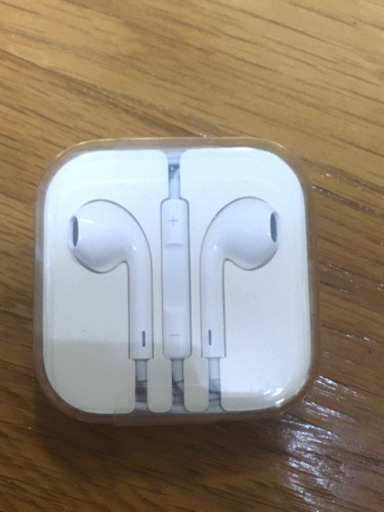 iPhone付属純正イヤホン　未使用　※受け渡しのみ