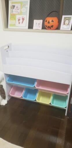 おもちゃ棚 絵本棚