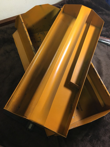 《〆切》天板山型工具箱（スチール製）