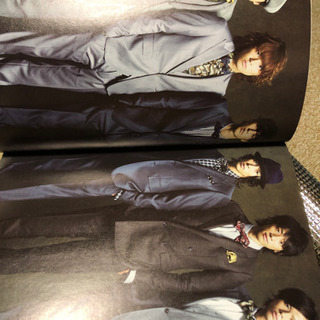 値下げ！ 2011年 NEWSのカレンダーの画像