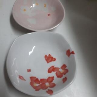和柄の小鉢