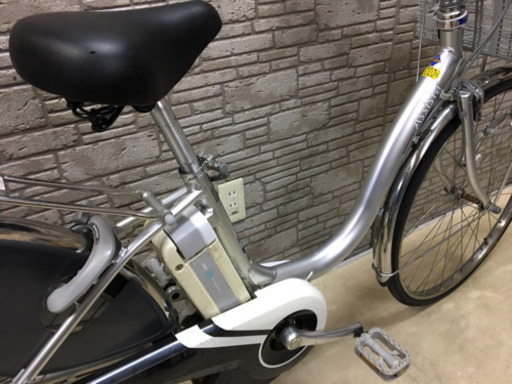 年末SALE 東京23区配達無料  新基準  ブリジストン  アシスタ  8.9Ah リチウム 電動自転車 中古 ■26インチ