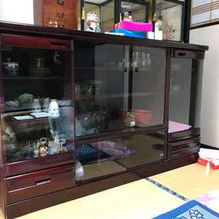 ガラス棚 無料です！の画像