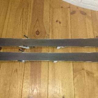 子供用スキーの画像