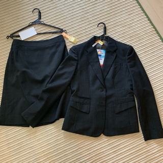 Miss JUNKO レディーススーツ 9号の画像