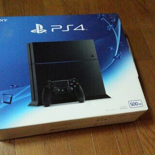 PS4本体　ソフト三本　箱　コントローラー2個