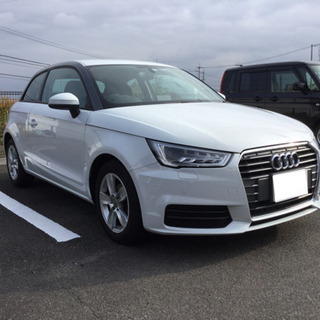 走行1万キロ、お得なアウディ A1