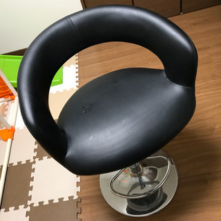 差し上げます！ジャンク品！回転椅子2脚
