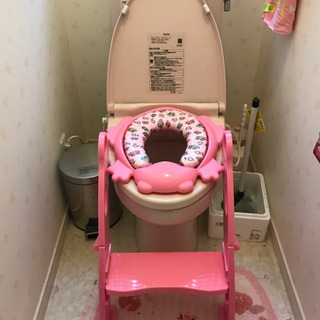 ベビー、子供用　トイレトレーナー(補助便座)クッション付