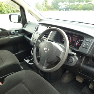 自社ローン　日産　セレナ　H２０年式　走行距離10万㎞の画像