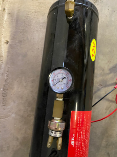 12Vコンプレッサー、タンク一体型！