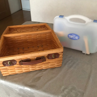 ★【お取引決定】ピクニックバスケット＆プラスチック製食器セット