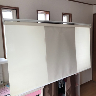 ロールスクリーン（取付金具なし）の画像