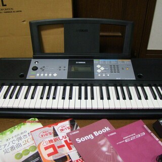 YAMAHA PORTATONE PSR-E233 61鍵盤 オマケ付き！の画像