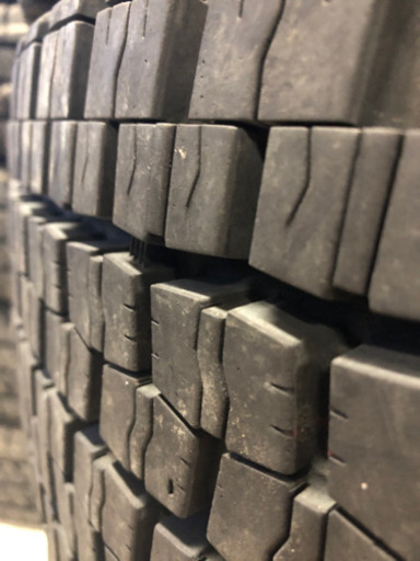 225/90R17.5 バリ山4本セット