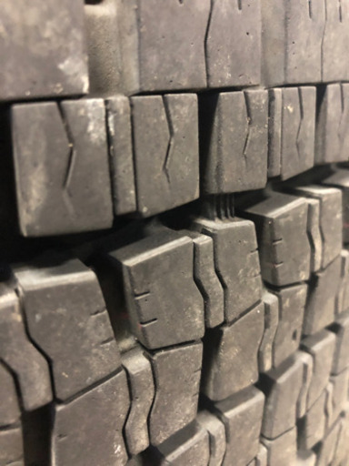 225/90R17.5 バリ山4本セット